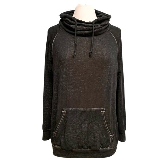 Relaxed Lightweight Long Sleeve Top - Picture 1 of 9
